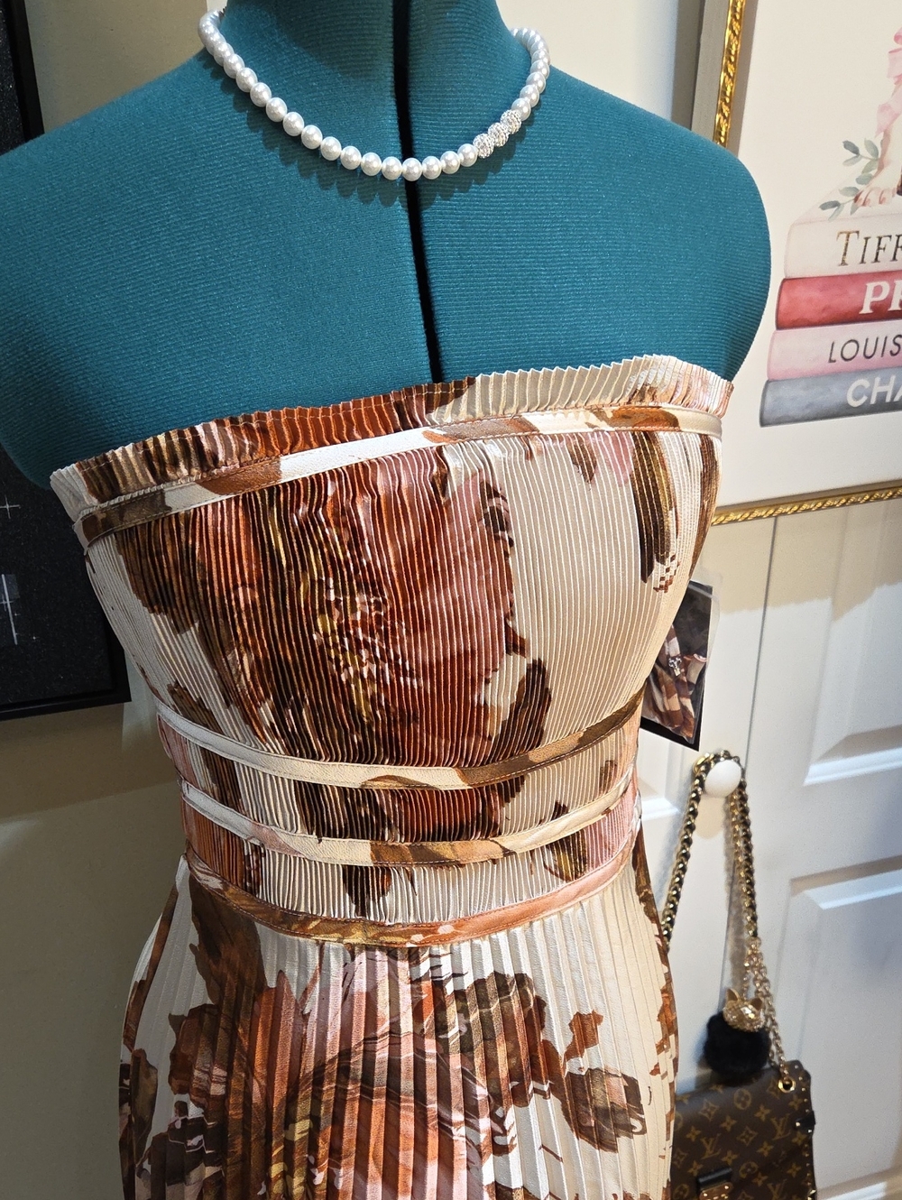 Nwt 14, 12, 10, 8 Taylor Strapless Pleated Floral Maxi Dress in Cream and Brown - Picture 5 of 16